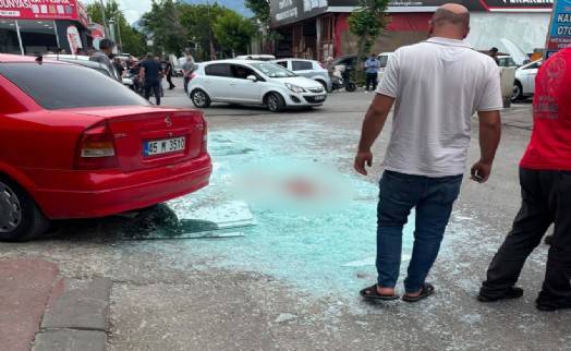 Üzerine devrilen cam levha Ferhat'ı hayattan kopardı