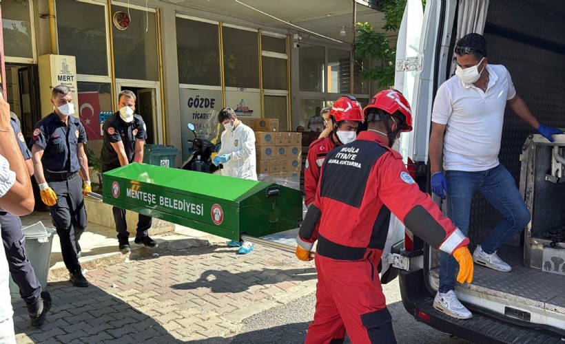 Yakınları 10 gün ulaşamadı, asansör boşluğunda ölü bulundu