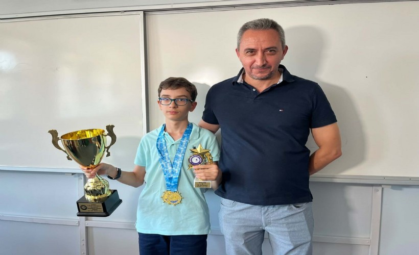 12 yaşındaki Mert İzmir'in gururu oldu