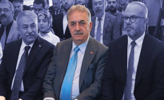 AK Parti'den yeni anayasa açıklaması: 'Referanduma gidilecek'