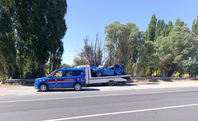 Afyon'daki kazada bir aile yok oldu: Anne, baba ve bebek öldü