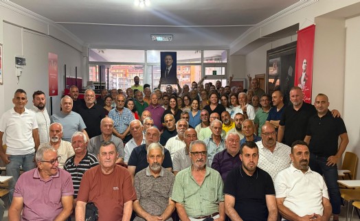 Artvin Belediye Başkanı Erdem'in de arasında bulunduğu 6 belediye başkanı CHP'den istifa etti