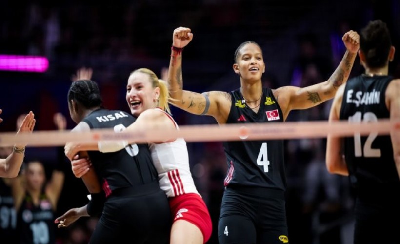 Atatürk'ün kızları Tayland'ı 3-1 ile geçti