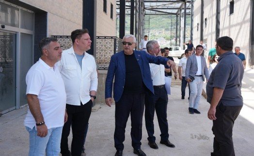 Başkan Türkmen meclis üyeleriyle sahada
