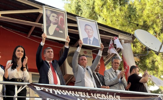 Burdur'da CHP il ve 11 ilçe örgütü ile 3 belediye başkanı YENİ Parti'ye geçti
