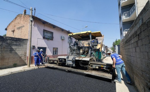 Büyükşehir'den Küçük Menderes'te asfalt hamlesi