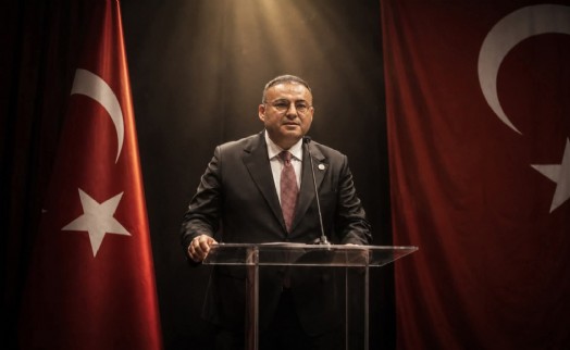 CHP Konak İlçe Başkanı Kalmaz istifa kararını açıkladı: Yeni Parti'ye katılacak
