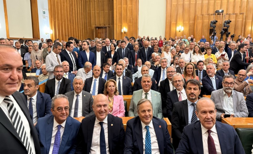 CHP'nin İzmir Milletvekilerinden hangileri Özgür Özel'in yeni partisine geçecek!