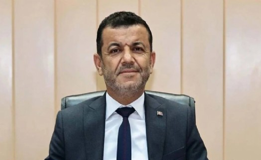 Denizli Büyükşehir Belediyesi ve 14 ilçe belediyesi CHP'den istifa ederek YENİ Parti'ye katıldı