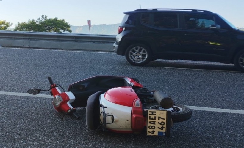 Devrilen motosikletin sürücüsü öldü