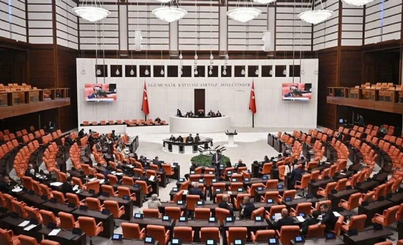 En düşük emekli aylığını da içeren teklif Meclis'te: İlk 7 madde kabul edildi