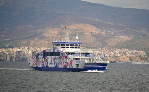 İZDENİZ'in ek seferleriyle 20 bin araç trafiğe çıkmadı