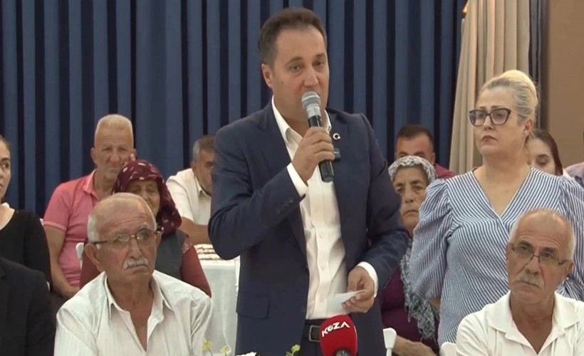 İmamoğlu Belediye Başkanı CHP'den istifa etti: YENİ Parti rozeti takacak