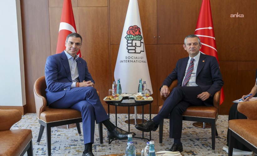 İspanya Başbakanı Pedro Sanchez'den, YENİ Parti'yi kuran Özgür Özel'e destek