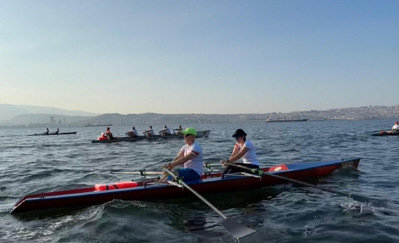 İzmir Marina’da su sporları heyecanı başladı