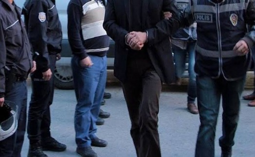 İzmir'de organize suç yapılanmasına darbe! Çok sayıda gözaltı