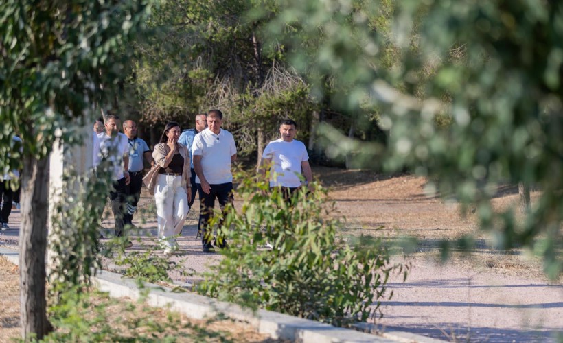 İzmir’in yeşil mirası İnciraltı Kent Ormanı yenileniyor