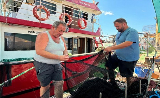 İzmirli balıkçılar yeni sezona hazırlanıyor