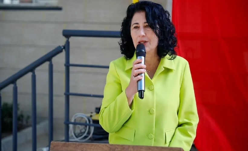 Kınık Belediyesi'nde toplu istifa: Başkan Bodur meclis üyeleriyle YENİ Parti’ye katıldı