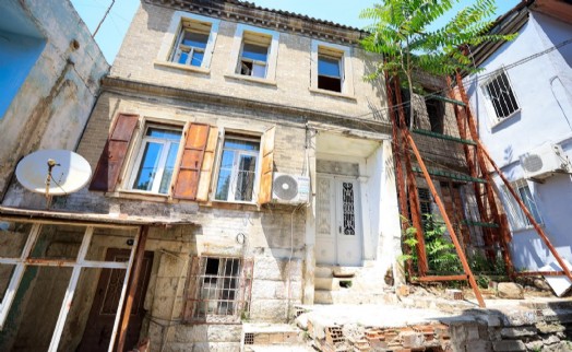 Konak'tan çifte restorasyon atağı: Asırlık binalar hizmet alanlarına dönüşecek