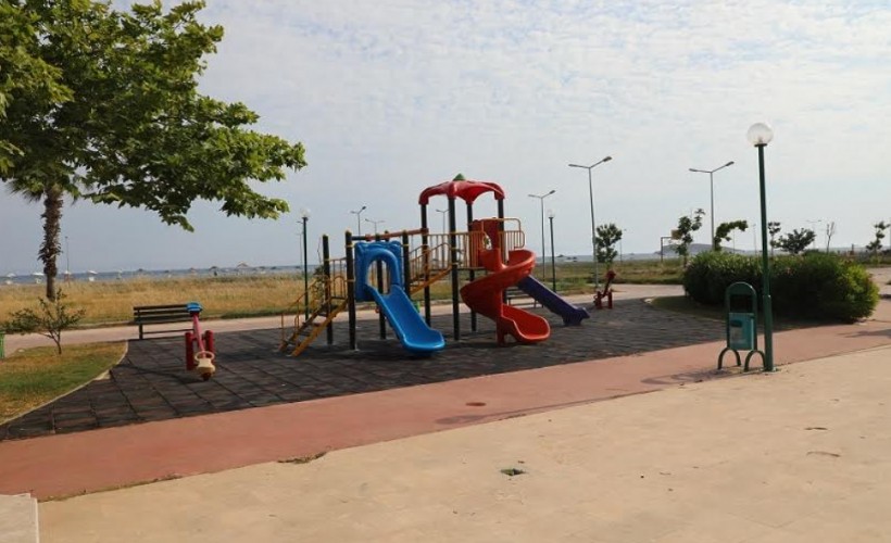 Menderes sahillerinde park seferberliği