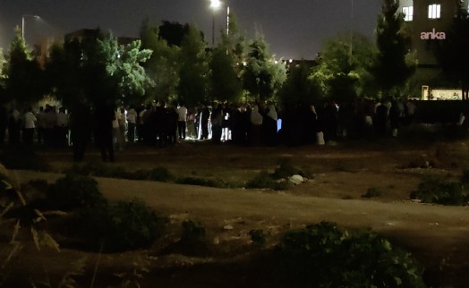 Mezarlıkta husumetlilerine silahlı saldırı: 3 ölü, 2 yaralı