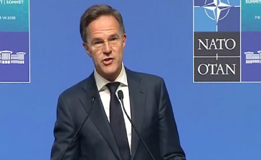 NATO Zirvesi'nde Rutte'yi zorlayan 'Trump' sorusu: Müttefikleri tehdit ederken öylece oturmak seni etkilemiyor mu?