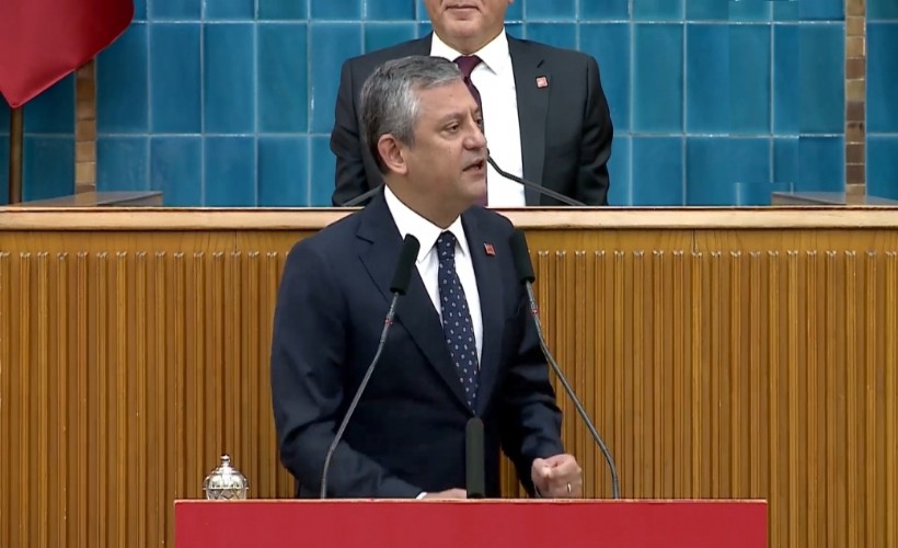 Özgür Özel'den CHP'ye veda! Yeni partisini resmen ilan etti