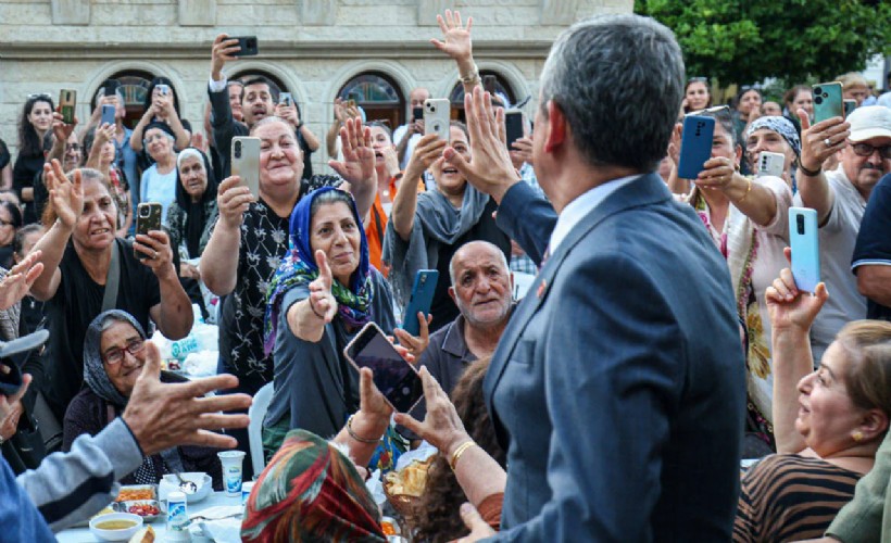 Özgür Özel'in 'yeni parti' ilanı sonrası oy potansiyeline ilişkin anketler ne söylüyor?
