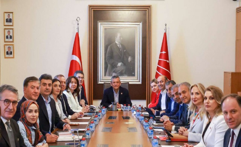 Özgür Özel ve ekibinin 'yedek' partisi de hazır iddiası