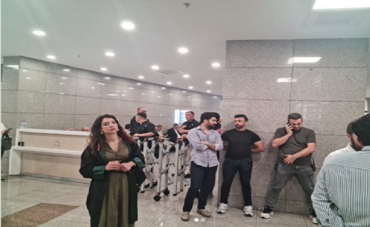 Özlale Kılıçdaroğlu'nun görüntülerini paylaştı: 'Genel başkan görünümlü genel müdür'