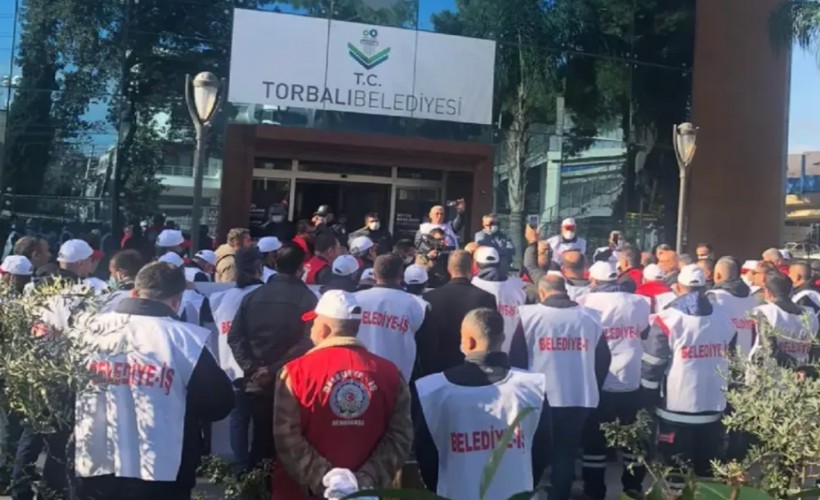 Torbalı Belediyesi'nde maaş krizi; İşçiler iş bıraktı!