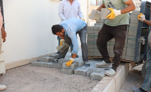 Urla'nın dört bir yanında yoğun mesai