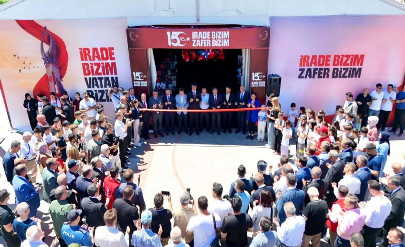 Uşak'ta 15 Temmuz anma çadırı kuruldu
