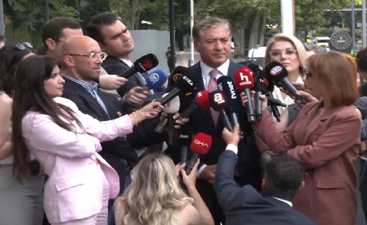 YENİ Parti'nin dilekçesi bakanlıta... Murat Emir: 'Bir süre daha beklemeyi tercih etmiş arkadaşımız var'