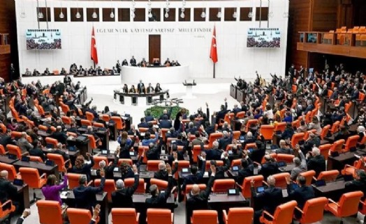 YENİ Parti resmen ana muhalefet! Meclis'e eklendi