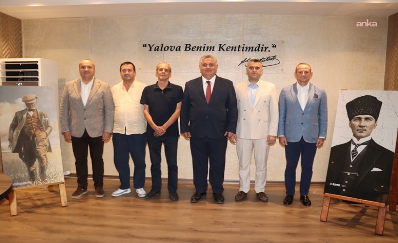 Yalova’da 6 CHP’li belediye başkanı YENİ Parti’ye geçti