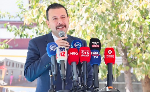 AK Partili Kaya’dan Büyükşehir’e asfalt eleştirisi: ‘6 yılda neredeyse 5’te 1’e düşmüş’