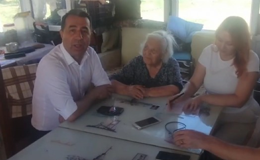 100 yaşındaki Müzeyyen Eröz, YENİ Parti üyesi oldu