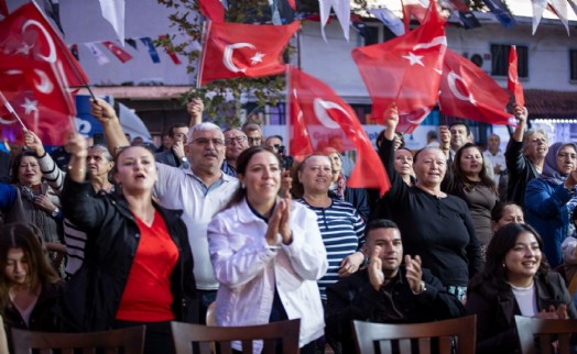 30 Ağustos coşkusu İzmir'in dört yanını saracak