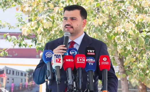 AK Partili İnan'dan Dilek Gappi'ye destek açıklamalarına tepki: ‘İzmir Cemiyet Başkanlığı siyasi amigoluk makamı değildir'