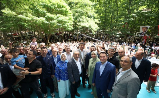 Ali Babacan ve Mahmut Arıkan, İstanbul'da Saadet Pikniği'ne katıldı