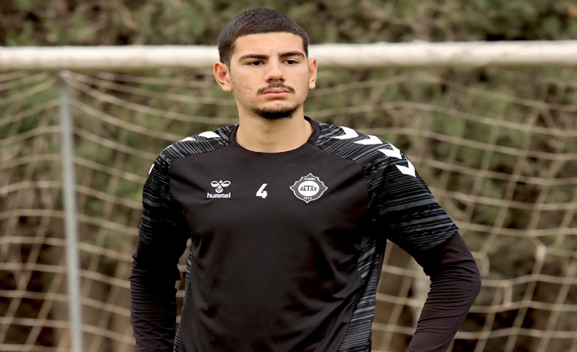 Altay'da Arif takıma döndü