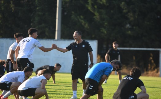 Altay'da Tuna Üzümcü'den kadro mesajı