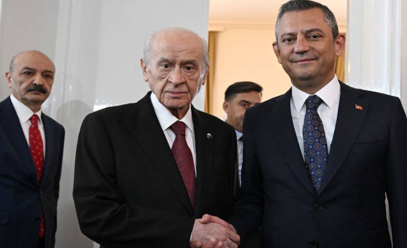 Bahçeli ile Özel arasında YENİ Parti diyaloğu: 'Bir gecede 91 milletvekiline nasıl ulaştınız'