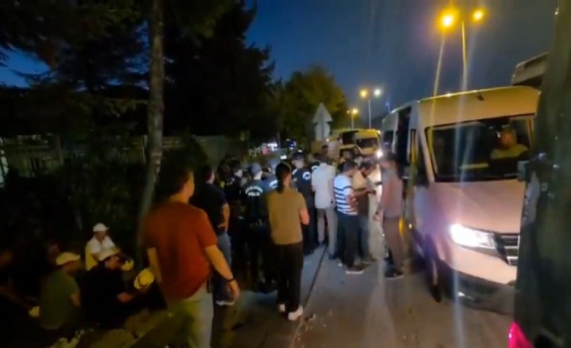 Bakanlık önünde direnen madencilere polis müdahalesi: En az 100 madenci gözaltında!