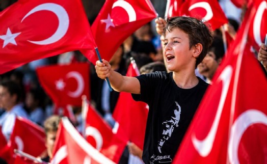 Balçova'da Zafer coşkusu dünyayı buluşturacak