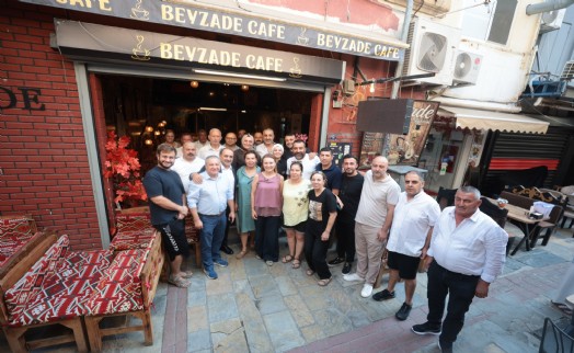 Başkan Mutlu, Tarihi Çarşı'da esnafla buluştu: 'Kemeraltı, en büyük zenginliğimiz'
