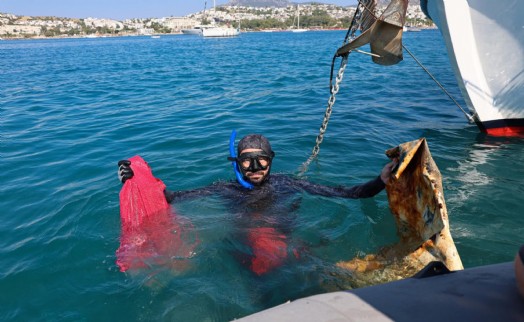 Bodrum'da denizden 310 kilogram atık çıktı