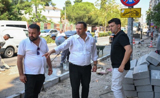 Bornova'nın ana damarı Mustafa Kemal Caddesi'nde kesintisiz prestij hamlesi